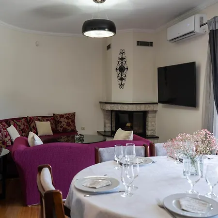Appartement Zinovia's Luxury House *